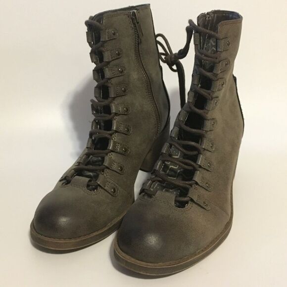 Billabong March to the Sea Lace Up Boots 6 - Picture 2 of 6